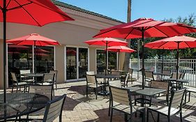 Hampton Inn Lake Buena Vista 3*